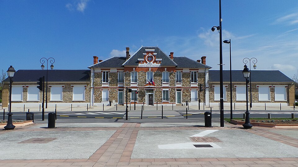Le — Coudray — Montceaux — 20130420 123129