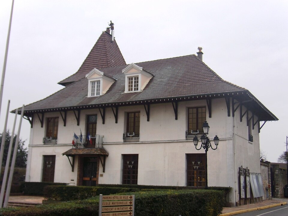 MontlhéryHôteldeVille