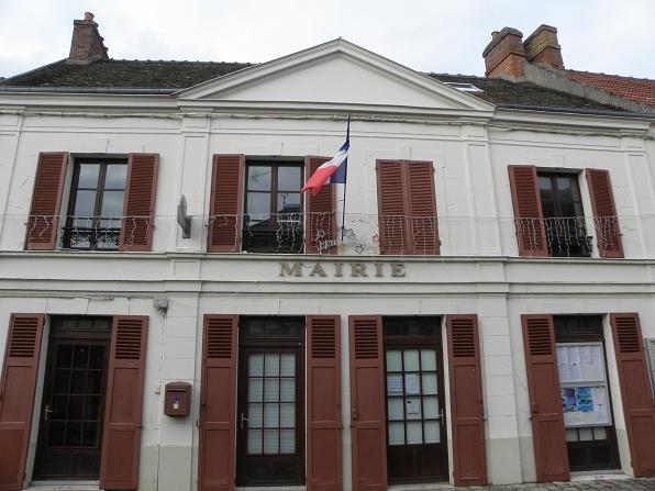 Saint — Sulpice — de — Favières (91) Mairie