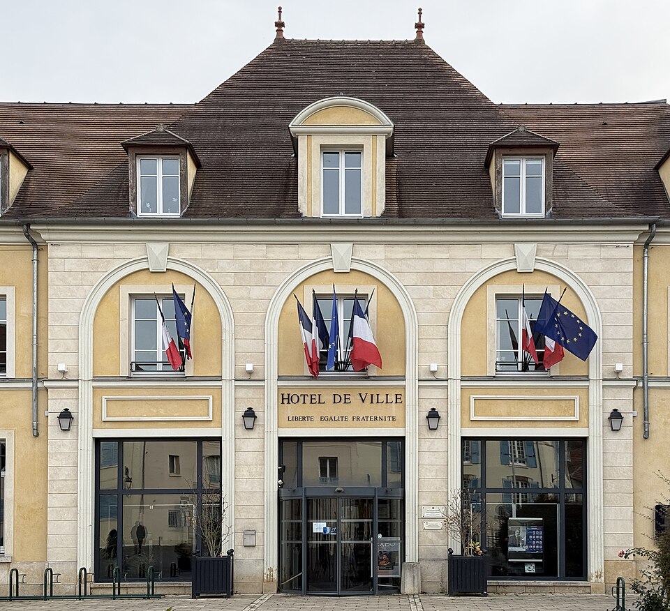 Hôtel Ville — Verrières — le — Buisson (FR91) — 2025 — 10 — 18 — 4