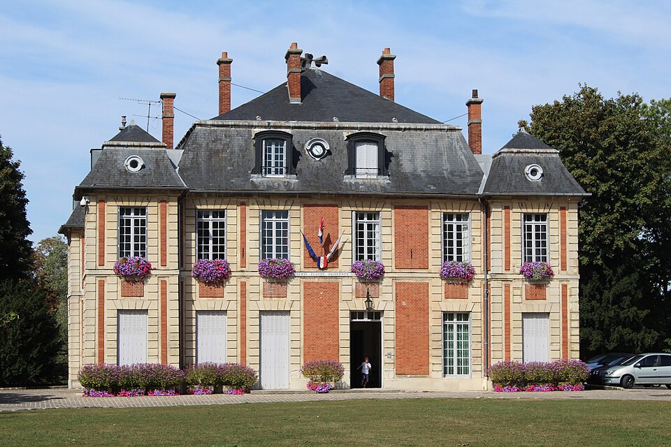 Mairie Gournay Marne 1