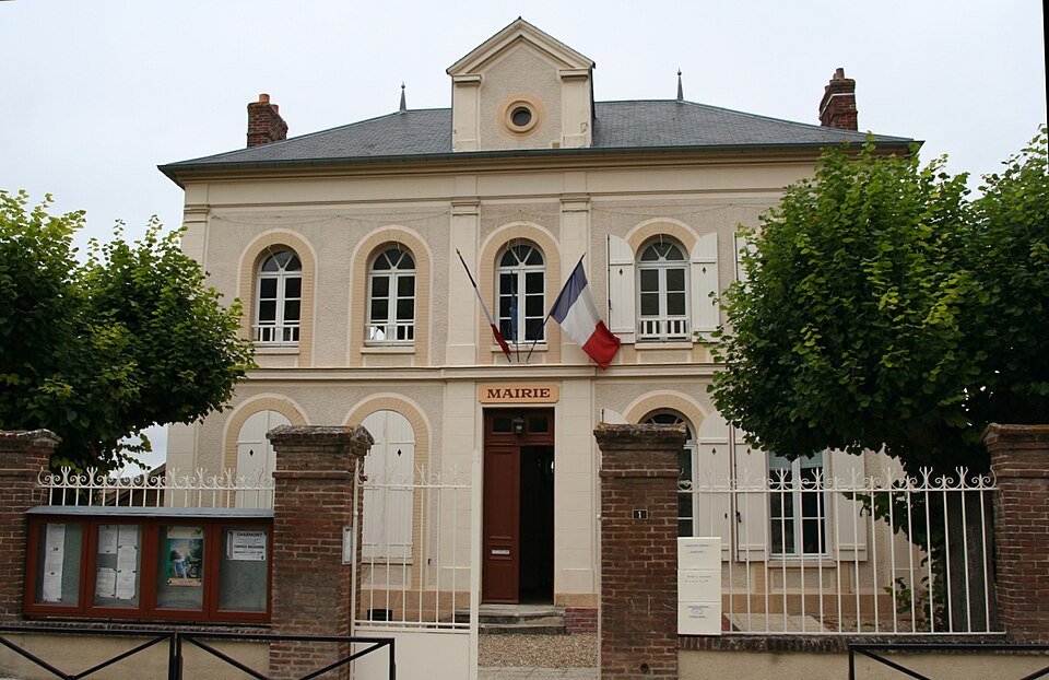 Amenucourt — Mairie01