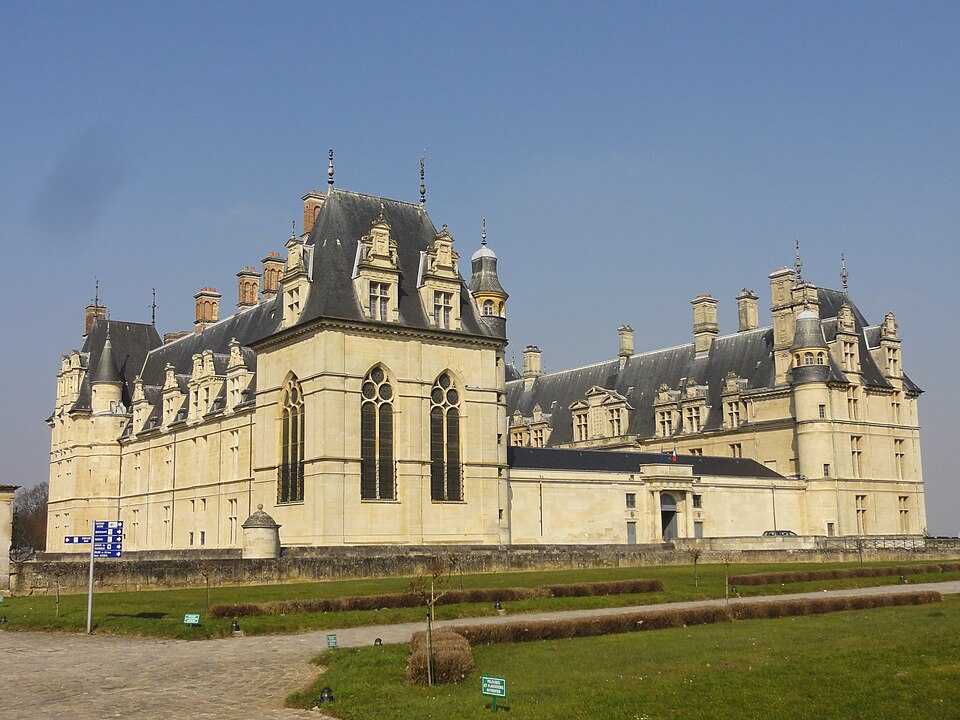 Écouen (95), château d'Écouen, façade est 2