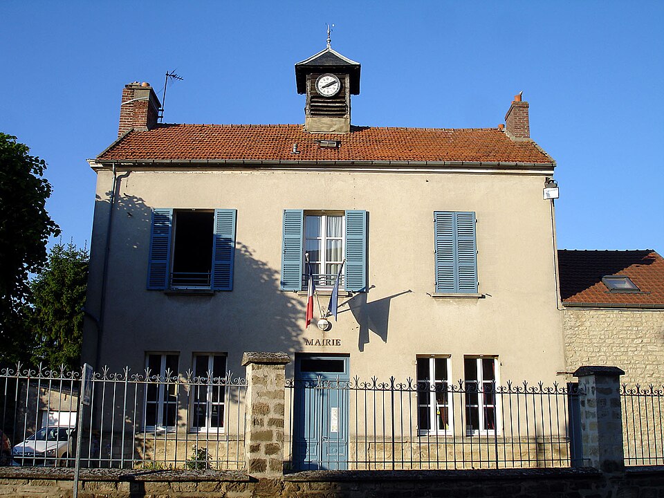 Moussy — Mairie 01
