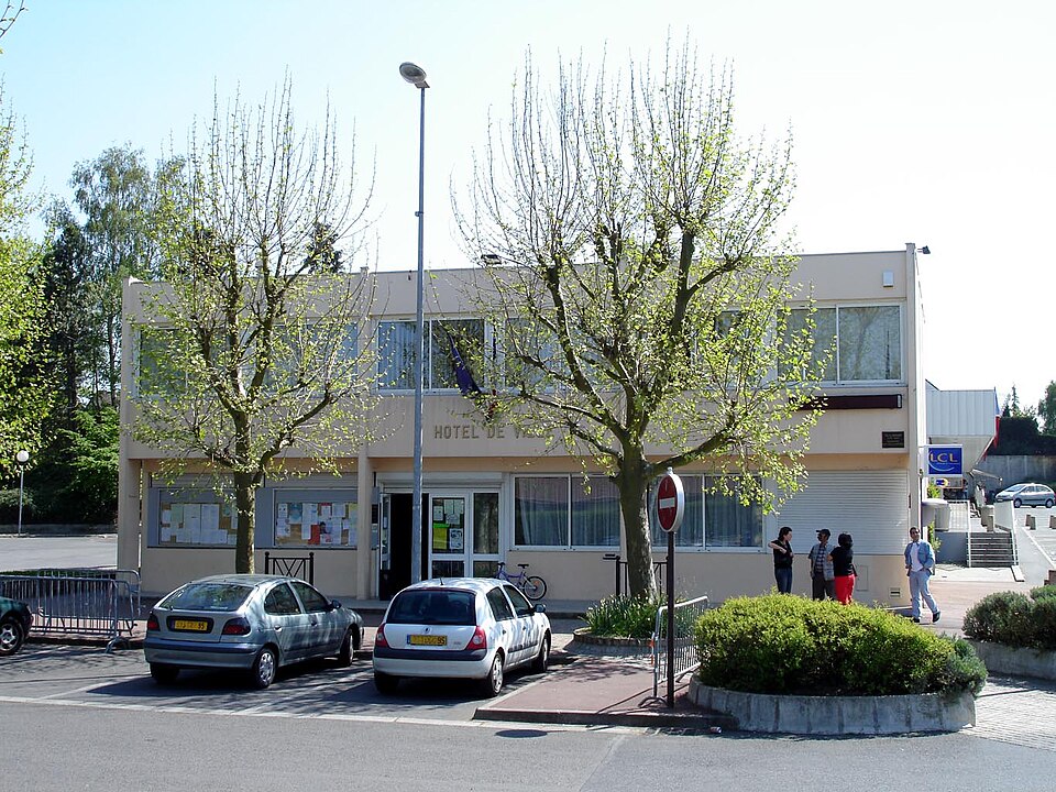 Puiseux — en — France — Mairie