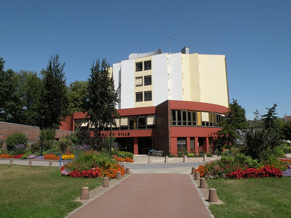 Saint — Ouen — l'Aumône mairie