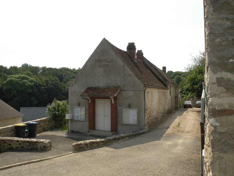 Theuville mairie