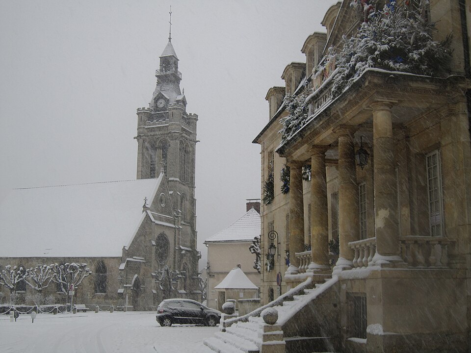 Mairie et église de Viarmes