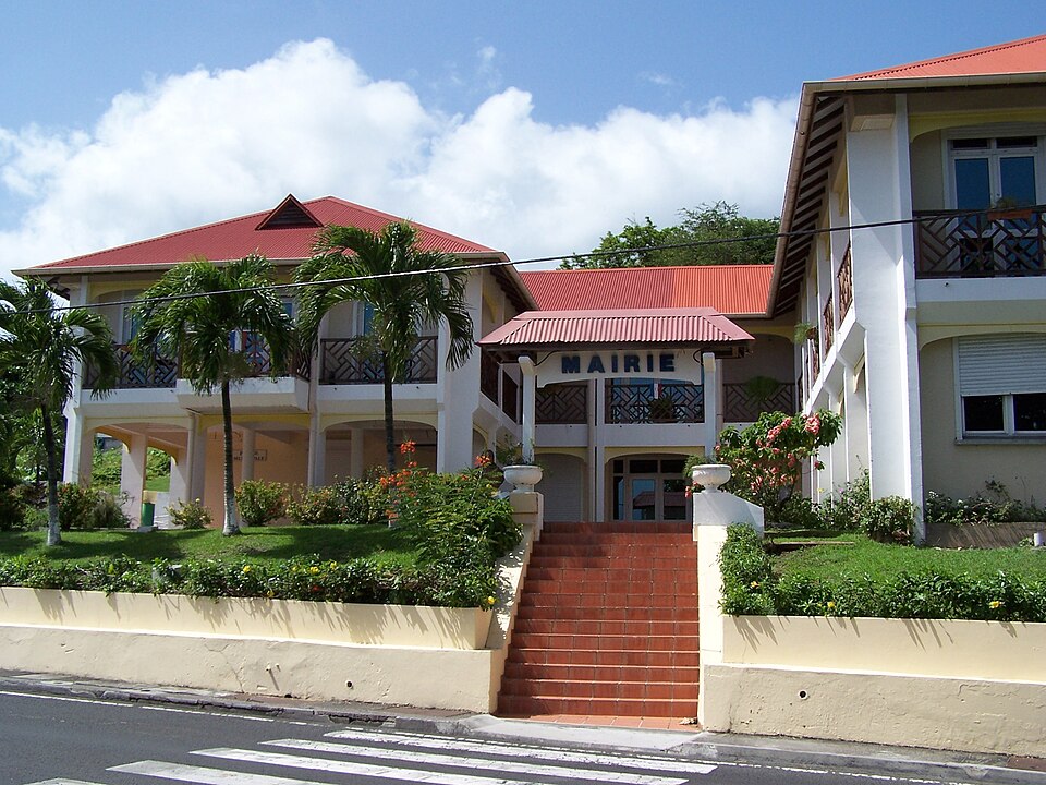 Mairie de Vieux — Fort