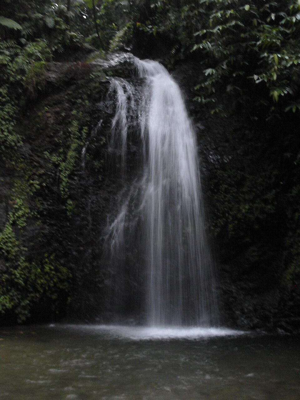 Martinique — saut — gendarme — 2