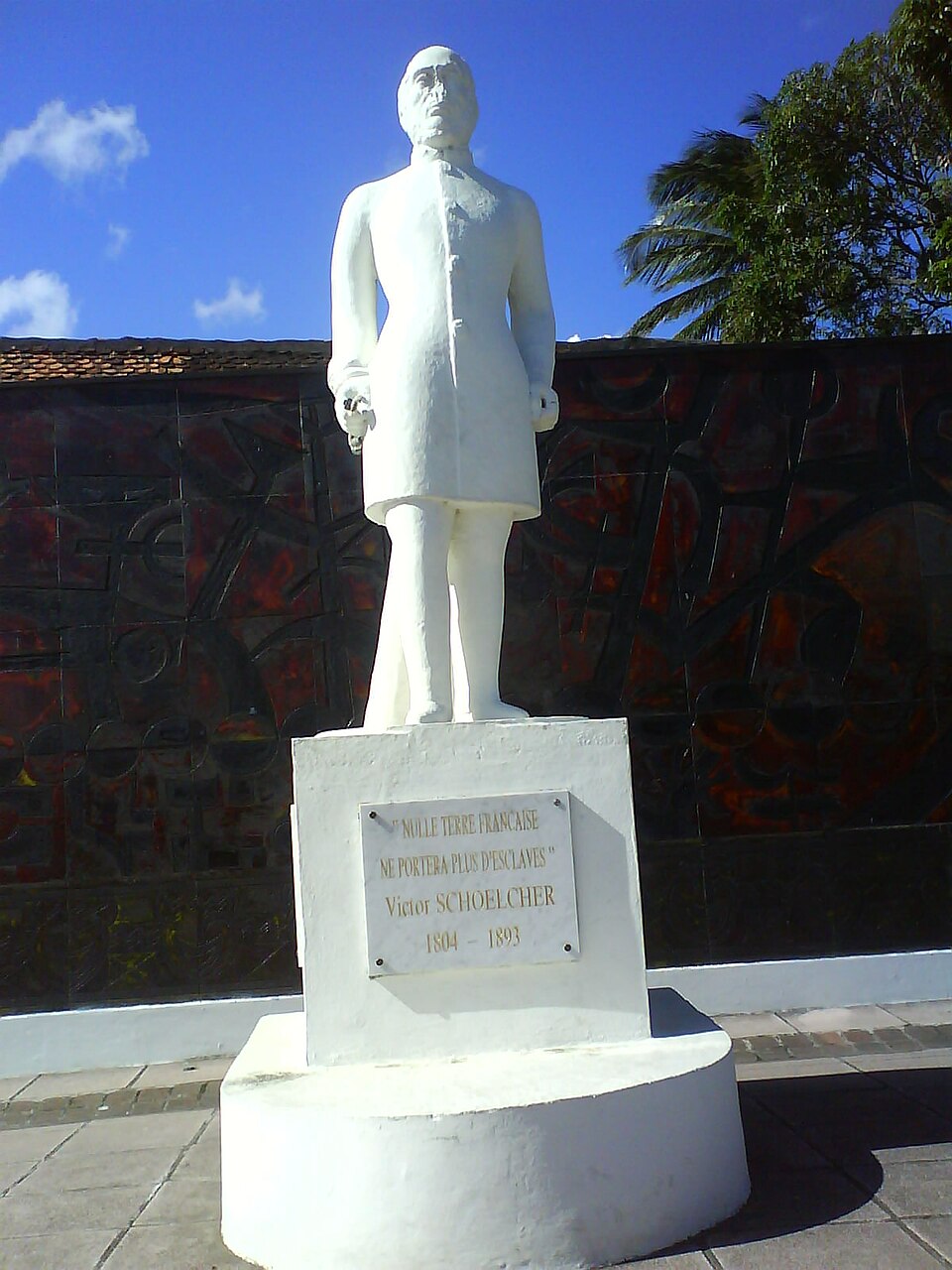 Statue de Victor Schoelcher à Schoelcher (Martinique)