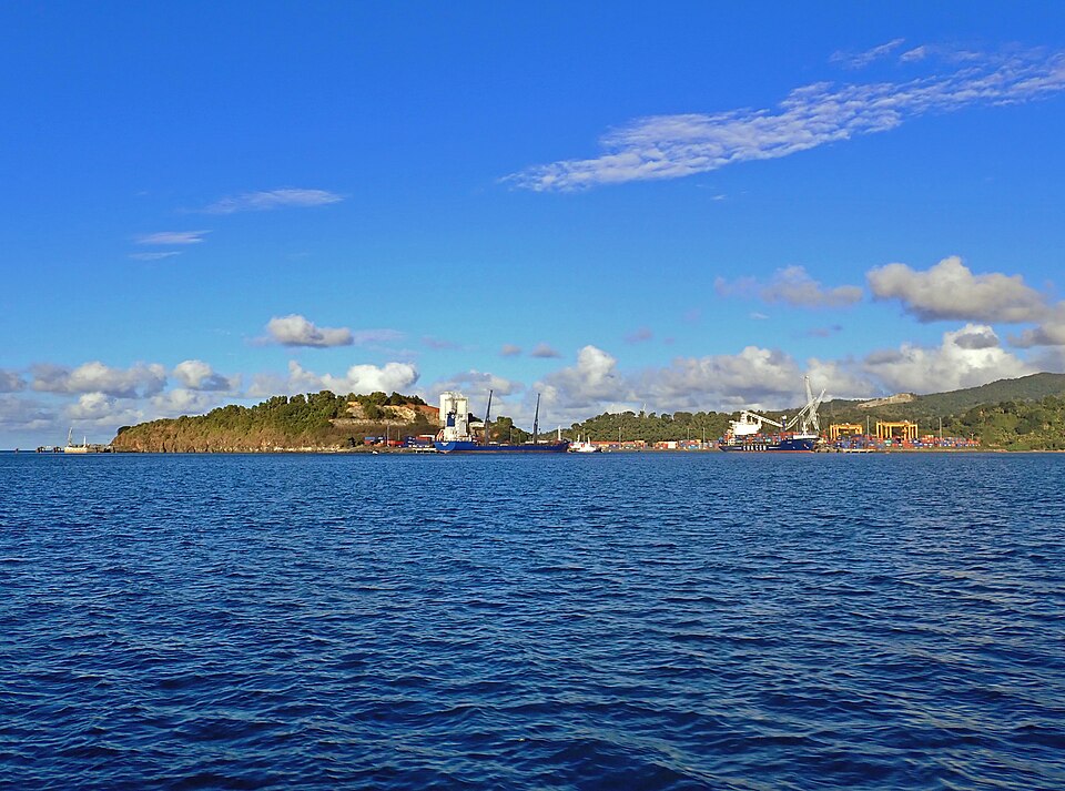 Port de Longoni
