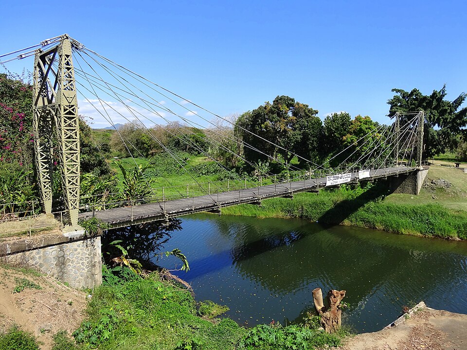 La Passerelle Marguerite, La Foa